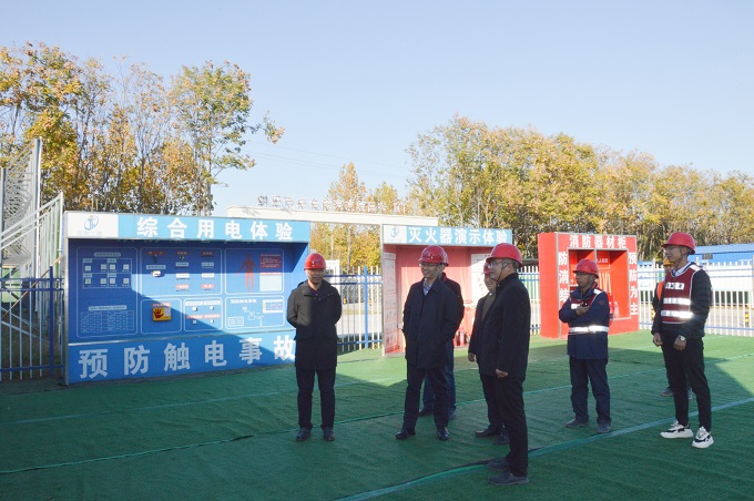 2?？傄恍袇⒂^安全體驗(yàn)區(qū) - 副本.jpg